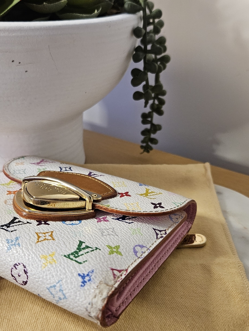 Louis Vuitton x Takashi Murakami White Multicolor Monogram Small Wallet 💖 - Picture 6 of 12